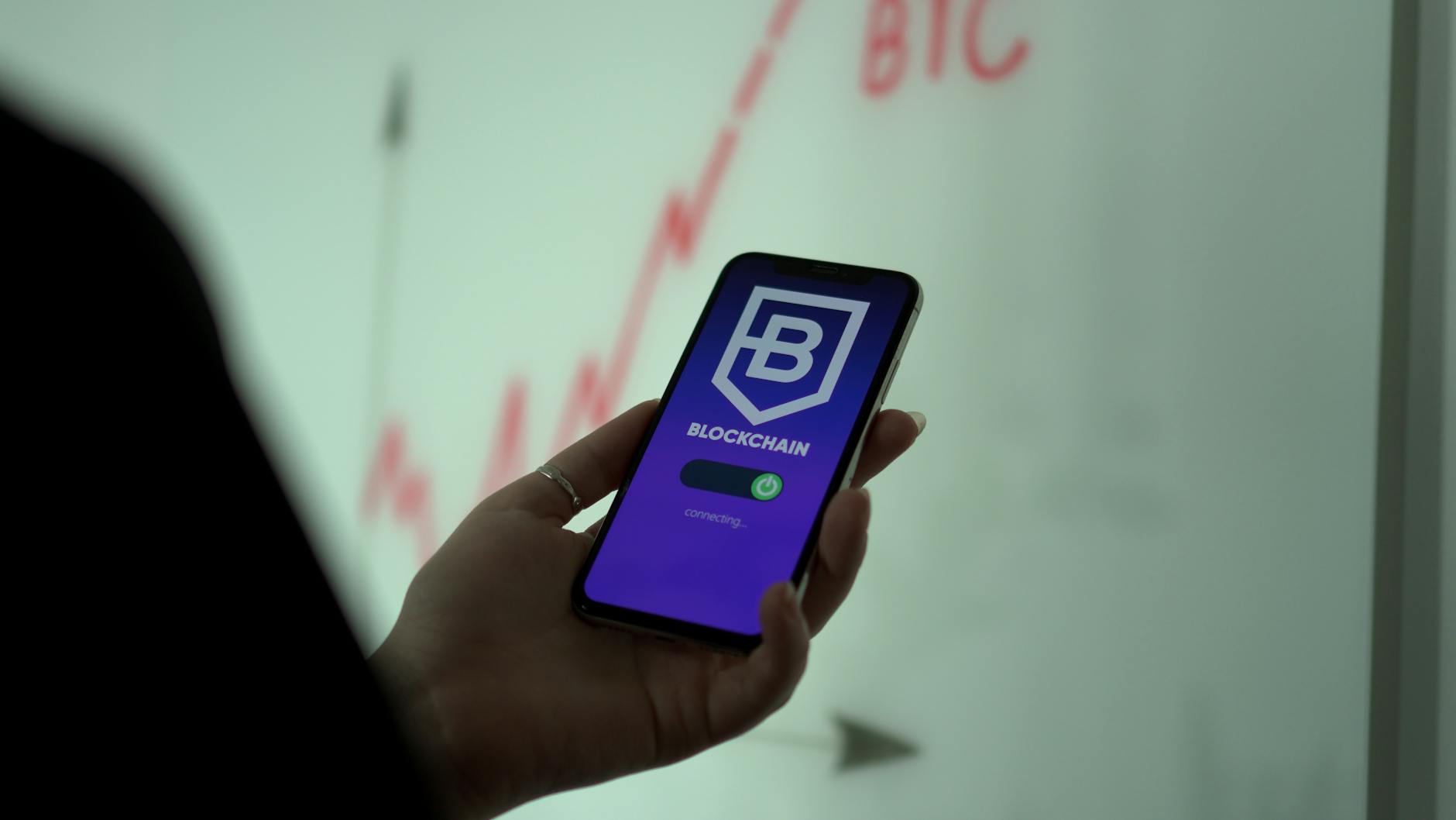 Le Smartphone Bigme HiBreak BW Est Désormais Disponible sur Amazon