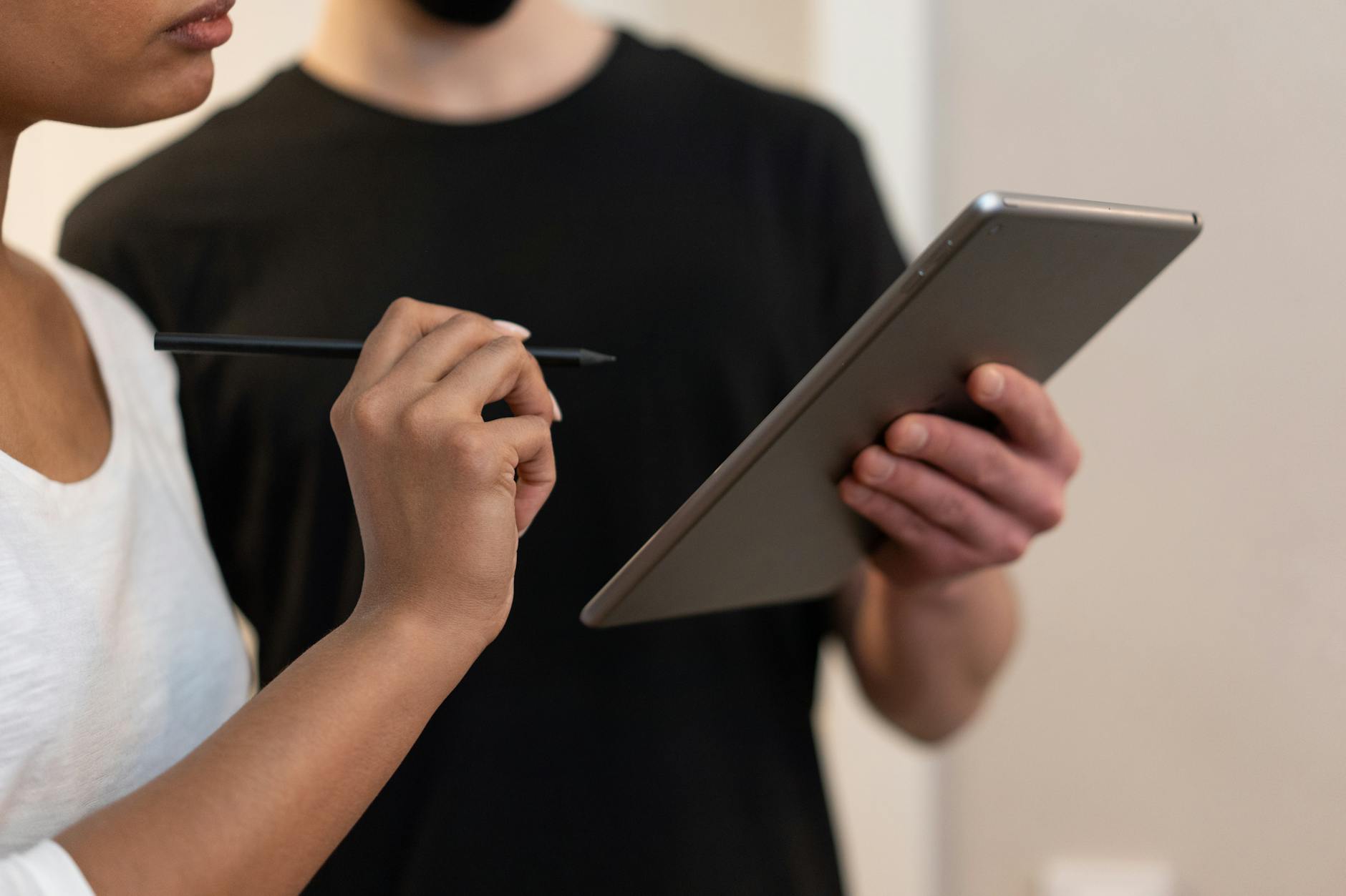 découvrez notre comparaison exhaustive entre le remarkable 2 et le paper pro. analysez les fonctionnalités, le design, et les performances de ces deux tablettes numériques pour déterminer celle qui répondra le mieux à vos besoins en prise de notes et créativité.