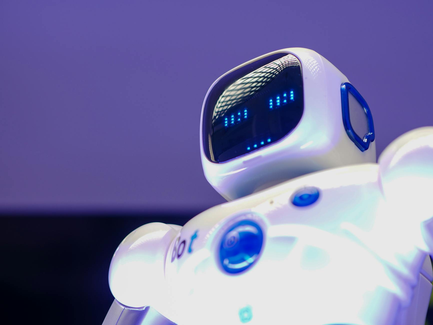 L’évolution des outils d’écriture : du mystérieux machine à écrire à l’ère de l’intelligence artificielle
