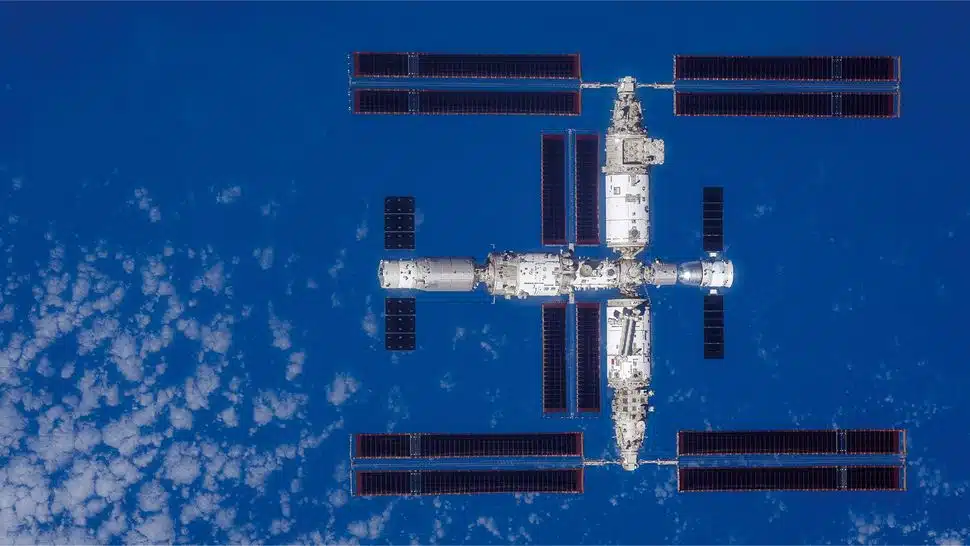 découvrez les réalisations scientifiques de tiangong, la station spatiale chinoise qui repousse les limites de la recherche en astronomie, biologie et physique. plongez dans les expériences novatrices et les découvertes majeures qui façonnent l'avenir de l'exploration spatiale.