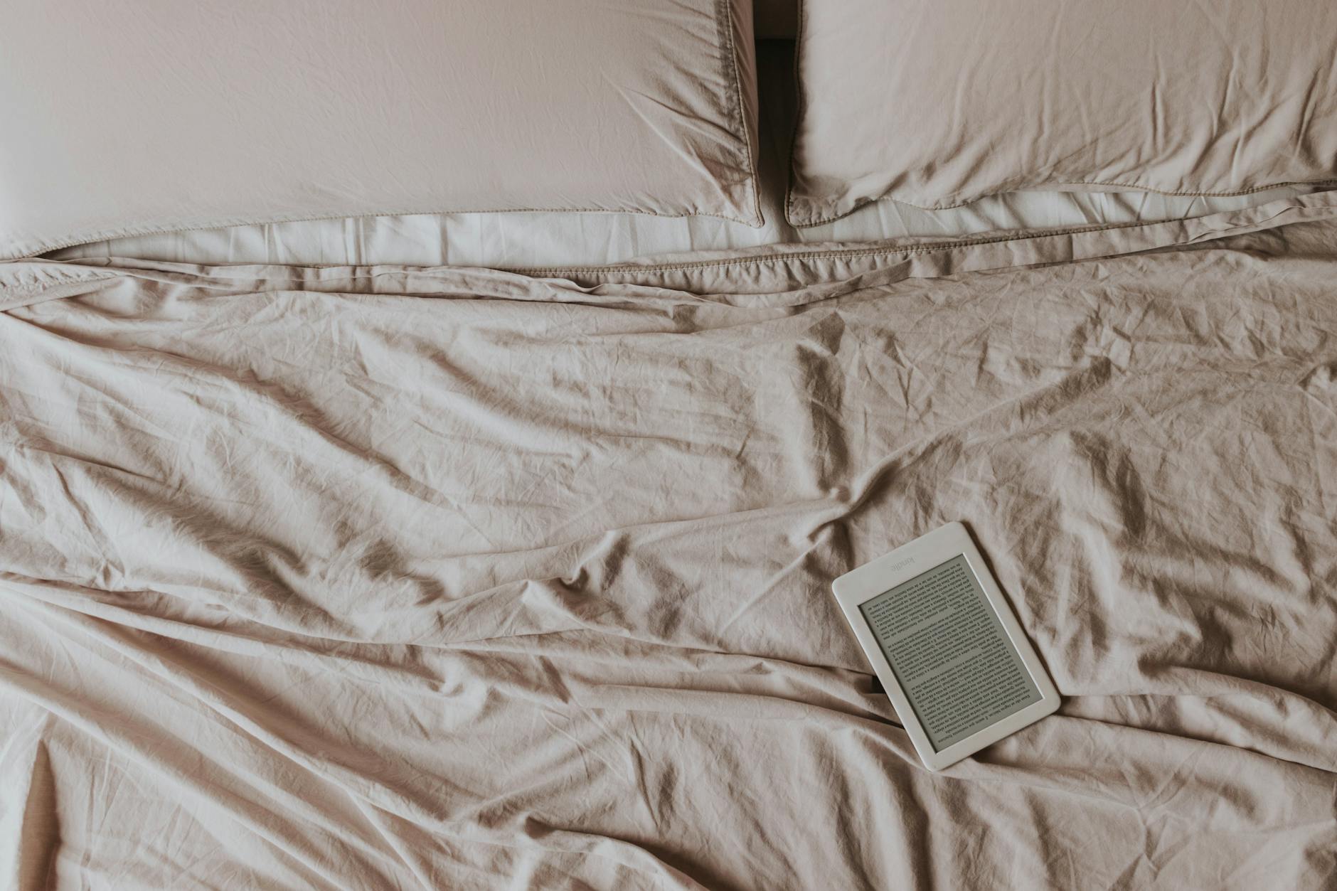 découvrez comment effectuer un changement de service sur votre appareil kindle pour optimiser votre expérience de lecture. suivez nos étapes simples et accédez à vos livres préférés sans effort.