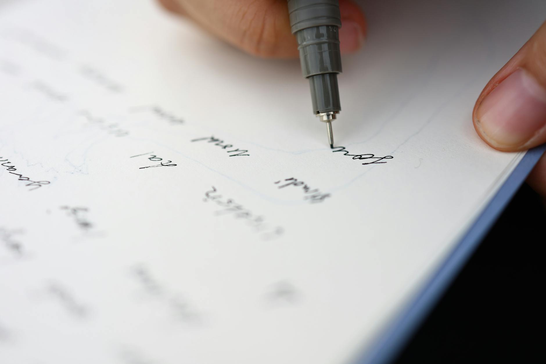 L’importance des fonctionnalités d’IA sur les e-notebooks : Kindle Scribe vs Bigme