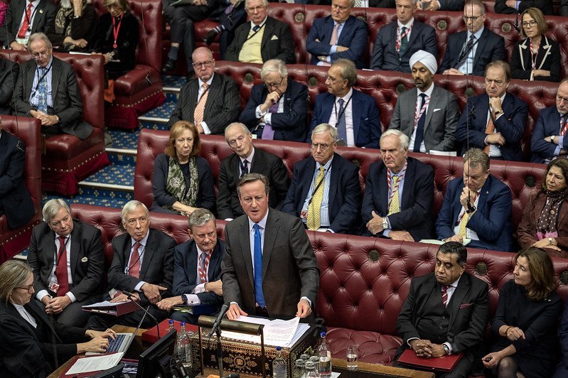 découvrez la vision de keir starmer sur le plan migratoire et son impact sur la gauche britannique. analyse des stratégies proposées pour une politique plus humaine et inclusive en matière d'immigration.